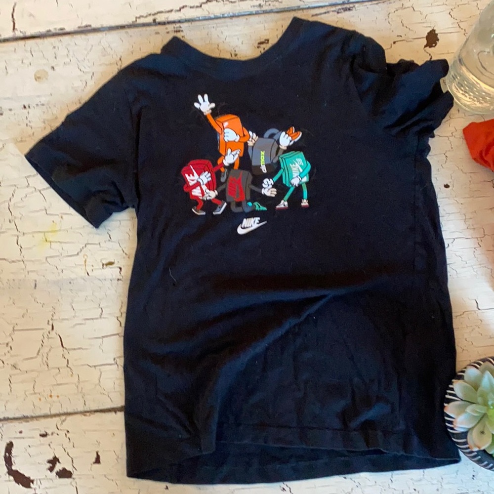 Nike t shirt